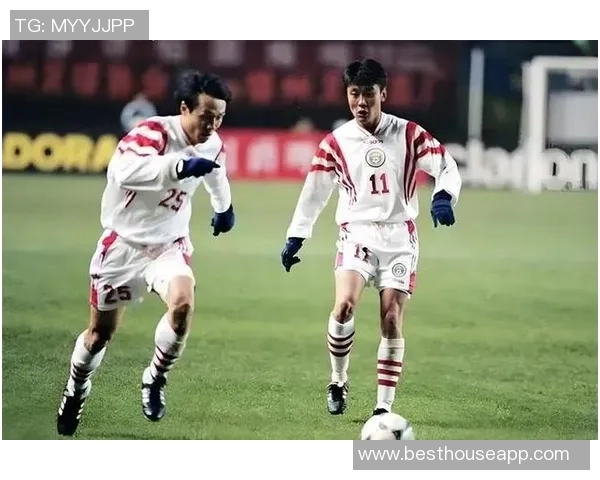 足球运动员高峰现状分析及未来发展趋势探讨